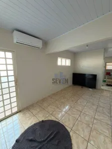 Casa com 3 Quartos para alugar, 173m² no Parque Santa Terezinha, Bauru