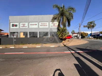 Prédio Comercial para venda ou aluguel, 361m² no Taquaral, Campinas