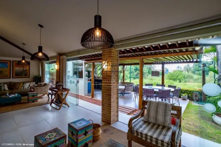 Casa de Condomínio com 4 Quartos à venda, 241m² no Itapuã, Salvador