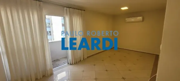 Apartamento com 3 Quartos para alugar, 100m² no Centro, Florianópolis