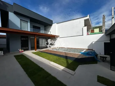 Sobrado com 4 Quartos à venda, 180m² no Balneário Copacabana, Caraguatatuba