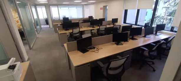 Sala Comercial para venda ou aluguel, 224m² no Cidade Monções, São Paulo