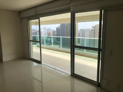 Apartamento com 3 Quartos à venda, 212m² no Alphaville Centro Industrial e Empresarial/Alphaville., Barueri