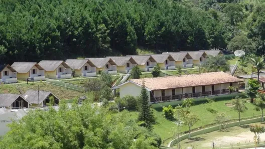 Imóvel Comercial com 37 Quartos à venda, 3500m² no Bom Jesus, Jacareí
