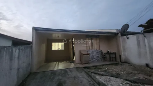Casa com 2 Quartos à venda, 70m² no Jardim Ceccon, Campina Grande do Sul