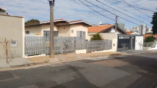 Casa com 3 Quartos à venda, 161m² no Nova Campinas, Campinas