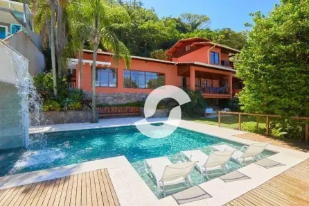 Casa com 3 Quartos à venda, 600m² no Itacoatiara, Niterói