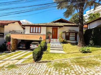 Casa de Condomínio com 5 Quartos à venda, 318m² no Piratininga, Niterói