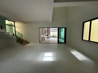 Casa com 3 Quartos à venda, 247m² no Jacundá, Aquiraz