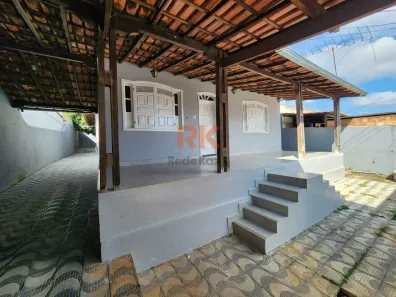 Casa com 3 Quartos para alugar, 176m² no Pedra Azul, Contagem