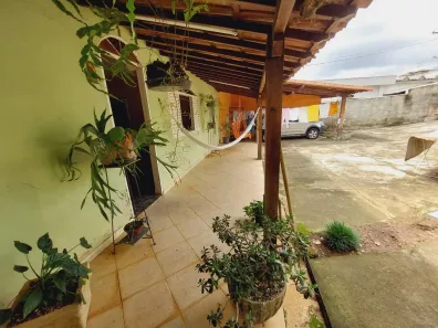 Casa com 3 Quartos à venda, 207m² no Santa Helena (Barreiro), Belo Horizonte