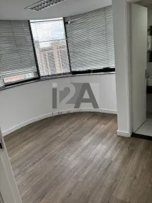 Sala Comercial para alugar, 124m² no Indianópolis, São Paulo