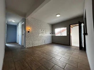 Casa com 3 Quartos para alugar, 100m² no Araguaia, Belo Horizonte