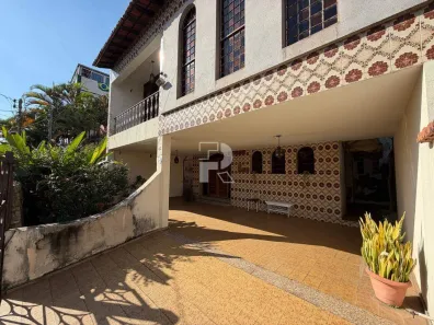 Casa com 5 Quartos à venda, 350m² no Calafate, Belo Horizonte