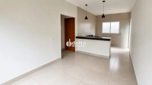 Casa com 2 Quartos à venda, 55m² no Grand Ville, Uberlândia