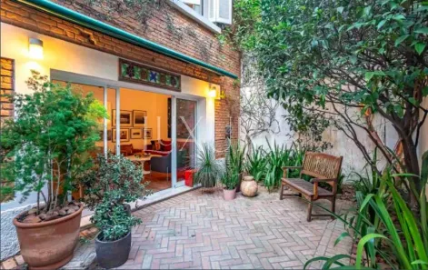 Casa com 2 Quartos à venda, 200m² no Jardim Paulistano, São Paulo