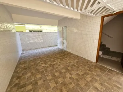 Sobrado com 2 Quartos à venda, 85m² no Marapé, Santos