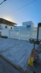 Casa com 2 Quartos à venda, 64m² no Loteamento Extensão do Serramar, Rio das Ostras