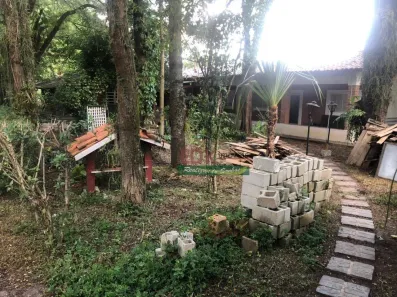 Fazenda/Sítio com 3 Quartos à venda, 5500m² no Vila Areao, Taubaté