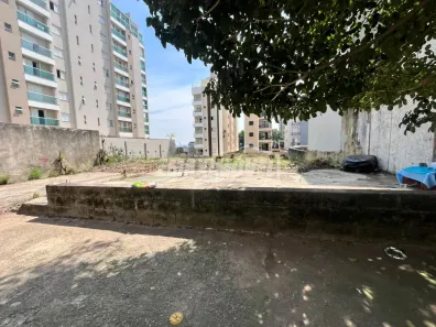 Lote/Terreno à venda, 560m² no Parque Campolim, Sorocaba