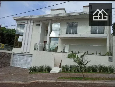 Sobrado com 3 Quartos à venda, 415m² no Centro, Cascavel