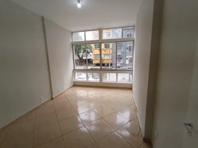 Kitnet com 1 Quarto para alugar, 29m² no Copacabana, Rio de Janeiro