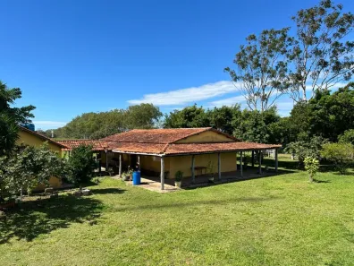 Fazenda/Sítio com 4 Quartos à venda, 35m² no Chapada dos Guimarães, Chapada dos Guimarães