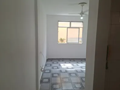 Apartamento com 3 Quartos para alugar, 48m² no Praia da Bandeira, Rio de Janeiro