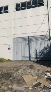 Galpão/Depósito/Armazém com 1 Quarto para alugar, 350m² no Charqueadas, Caxias do Sul