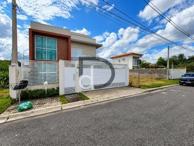 Casa com 3 Quartos à venda, 181m² no Marambaia, Vinhedo