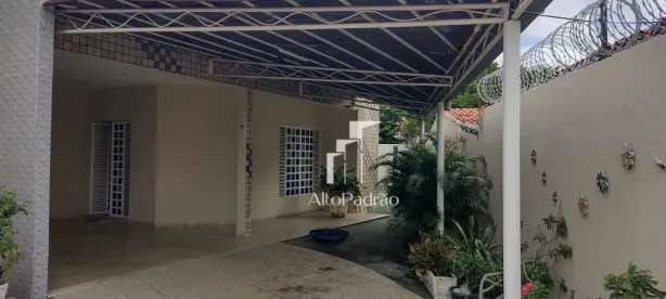 Casa com 4 Quartos à venda, 680m² no Matinha, Teresina