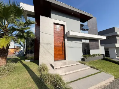 Casa de Condomínio com 4 Quartos à venda, 236m² no Vila Nova, Joinville