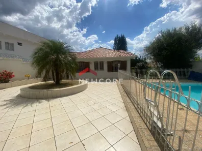 Casa com 5 Quartos à venda, 350m² no Centro, Contagem