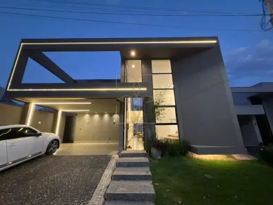Casa de Condomínio com 3 Quartos à venda, 360m² no Guará II, Brasília