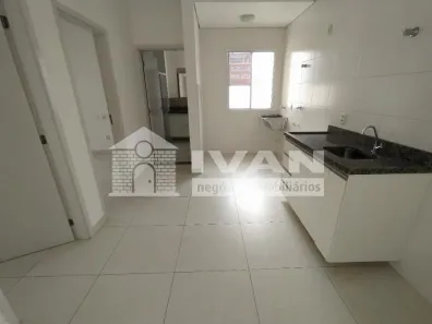 Apartamento com 2 Quartos à venda, 58m² no Jardim Holanda, Uberlândia