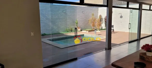 Casa com 2 Quartos à venda, 153m² no Segismundo Pereira, Uberlândia