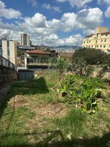 Lote/Terreno à venda, 471m² no Padre Eustáquio, Belo Horizonte