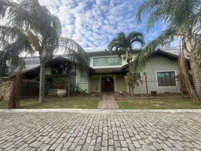 Casa de Condomínio com 5 Quartos para alugar, 180m² no Centro, São Pedro da Aldeia
