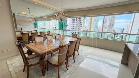 Apartamento com 3 Quartos à venda, 130m² no Centro, Balneário Camboriú
