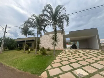 Casa de Condomínio com 3 Quartos à venda, 449m² no Residencial Jatobá I, Cesário Lange