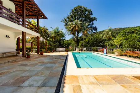Casa de Condomínio com 6 Quartos à venda, 494m² no Carlos Guinle, Teresópolis