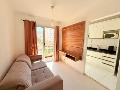 Apartamento com 2 Quartos para alugar, 48m² no Pinheirinho, Curitiba