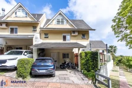 Casa de Condomínio com 3 Quartos à venda, 240m² no Teresópolis, Porto Alegre