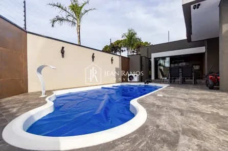 Sobrado com 3 Quartos à venda, 170m² no Boqueirão, Curitiba