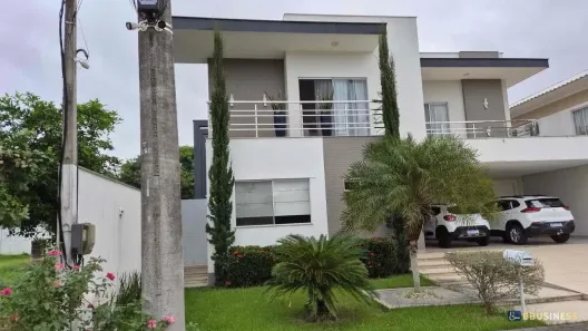 Casa de Condomínio com 4 Quartos à venda, 450m² no Parque Califórnia, Campos dos Goytacazes