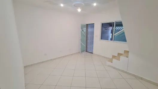 Sobrado com 2 Quartos à venda, 70m² no Nova Mirim, Praia Grande
