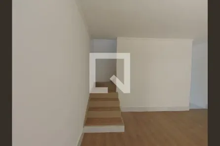 Casa com 2 Quartos para alugar, 200m² no Vila Galvão, Guarulhos