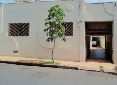 Casa com 4 Quartos à venda, 216m² no Centro, Araraquara