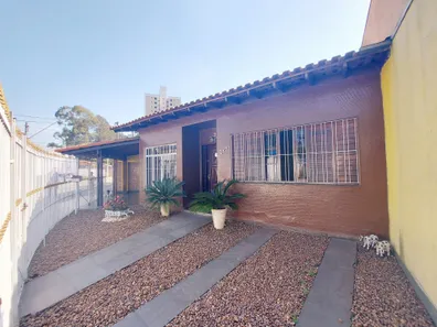 Casa com 2 Quartos à venda, 124m² no Jardim da Glória, Taboão da Serra