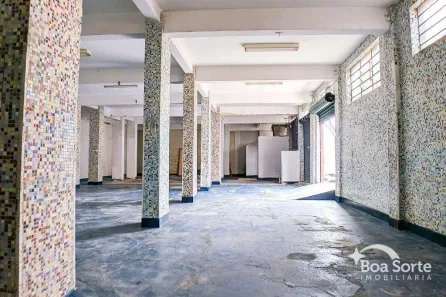 Ponto Comercial à venda, 350m² no Vila São Geraldo, São Paulo